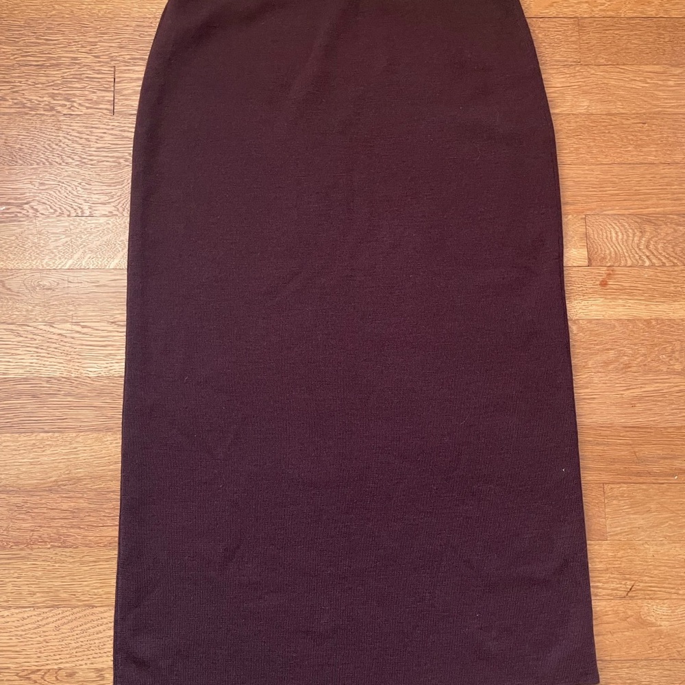 Eileen Fisher Skirt PM Burgundy Red Straight Maxi Pull On Extra Fine Merino EUC